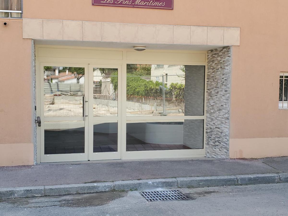 2 Pieces 32m2 Plage a 150m Fréjus Extérieur photo